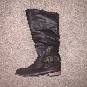 Tall mid-calf boots